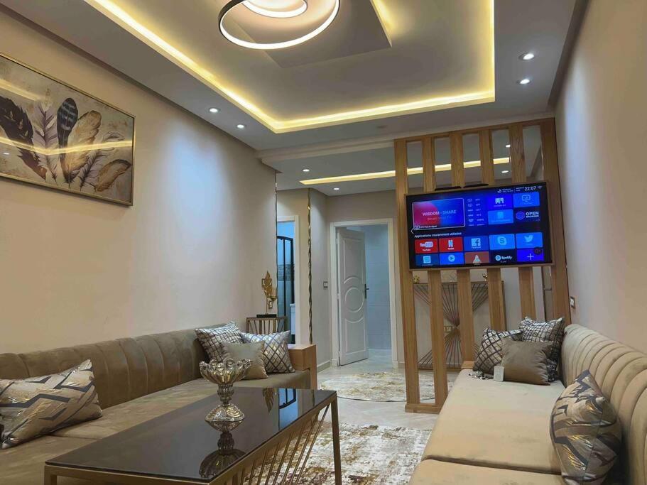 Appartement De Luxe แทนเจียร์ ภายนอก รูปภาพ