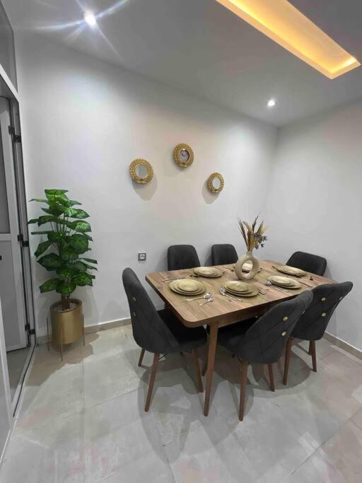 Appartement De Luxe แทนเจียร์ ภายนอก รูปภาพ